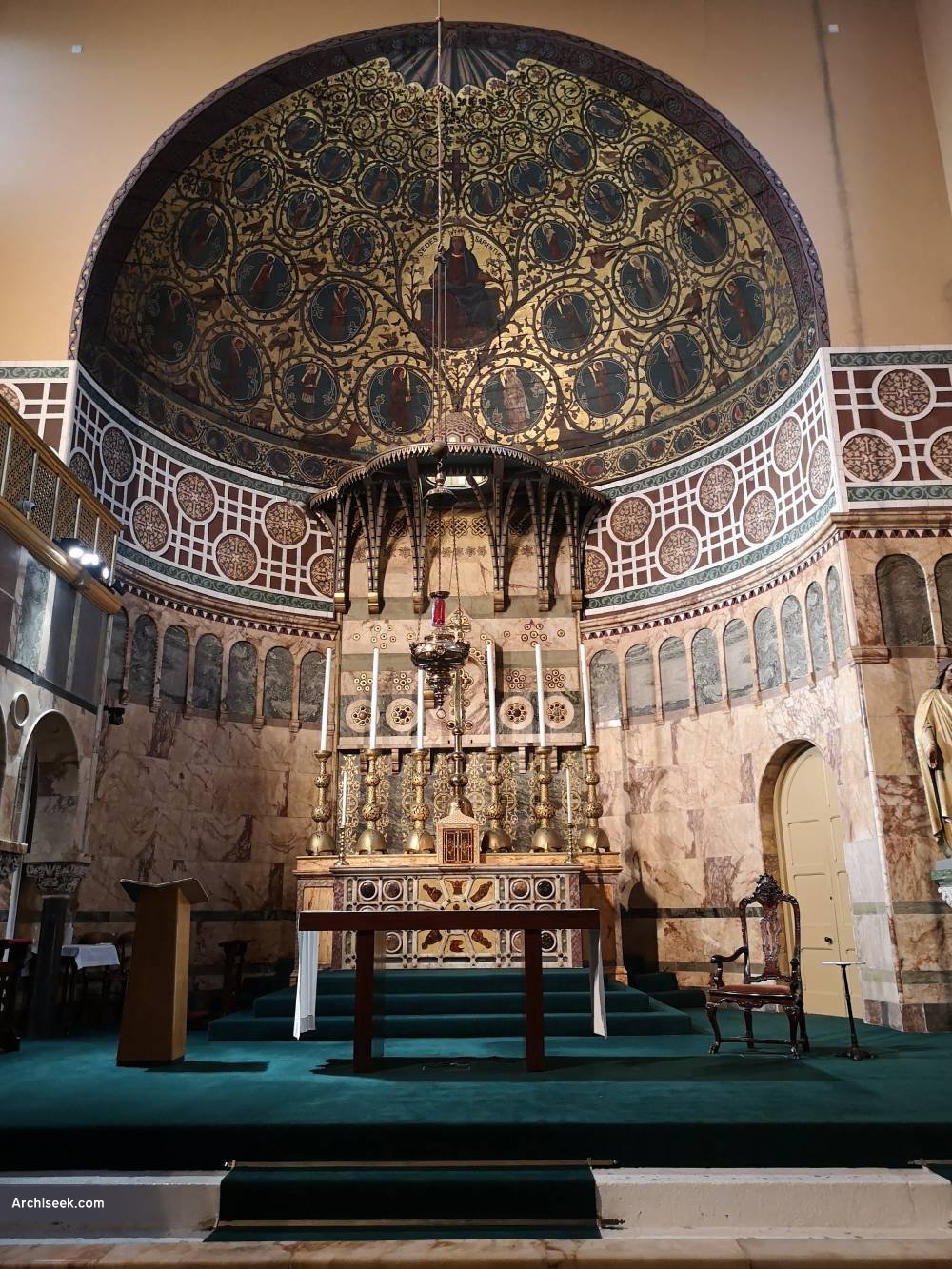 university_church_interior_lge