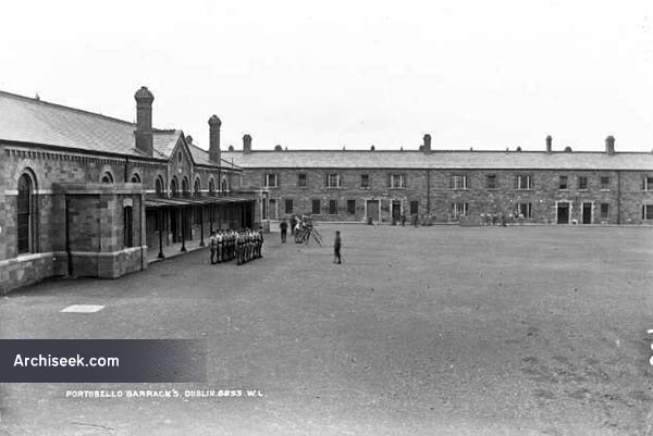 1935