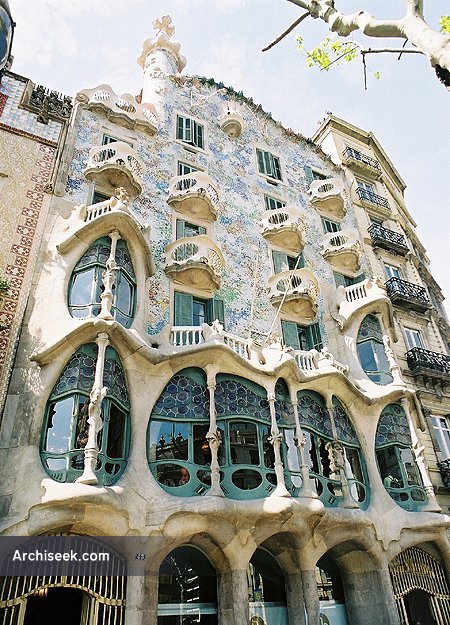 casa_batllo_2_lge