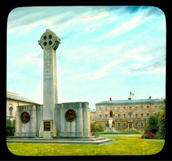 1923 Cenotaph, Leinster House, Merrion Square, Dublin Architecture